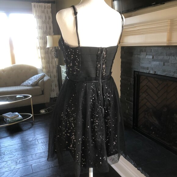 NWT French Connections Size 2 Black Sequin and Tulle Mini Party Dress - Picture 3 of 15